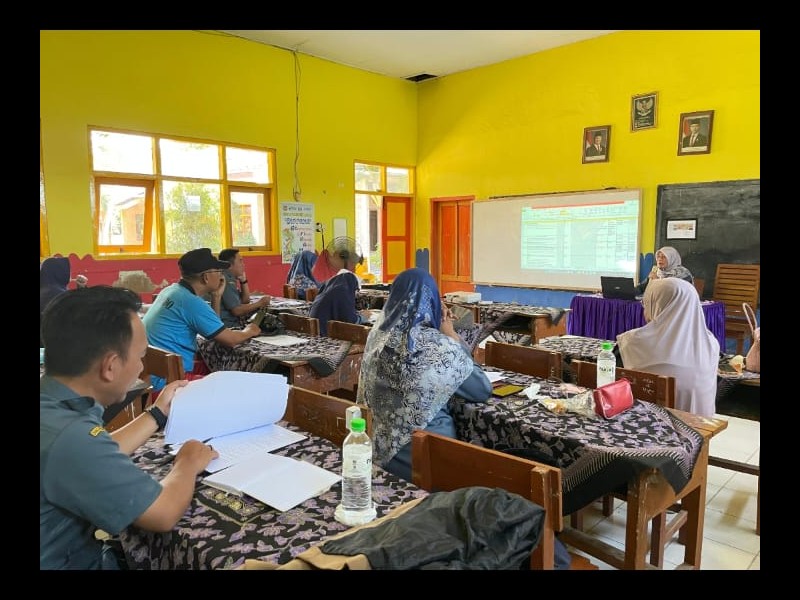 BEDAH RAPORT PENDIDIKAN 2025