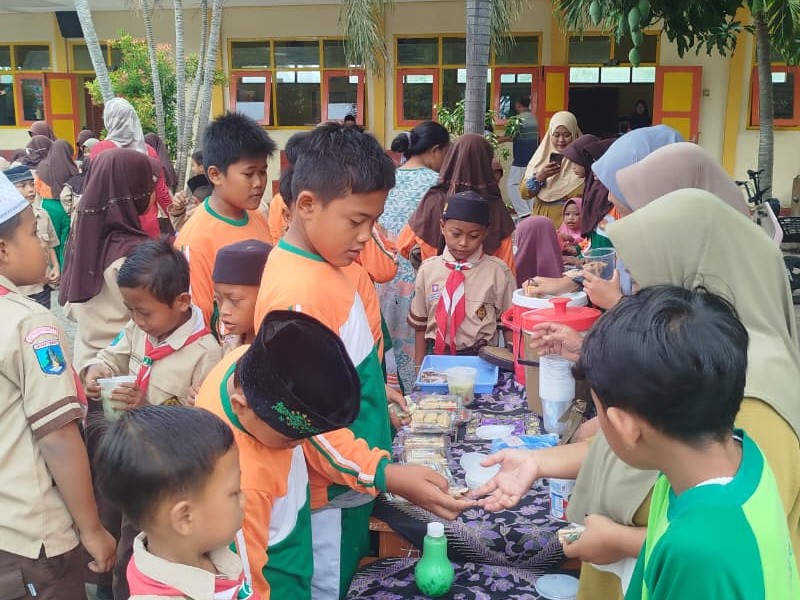 MARKET DAY